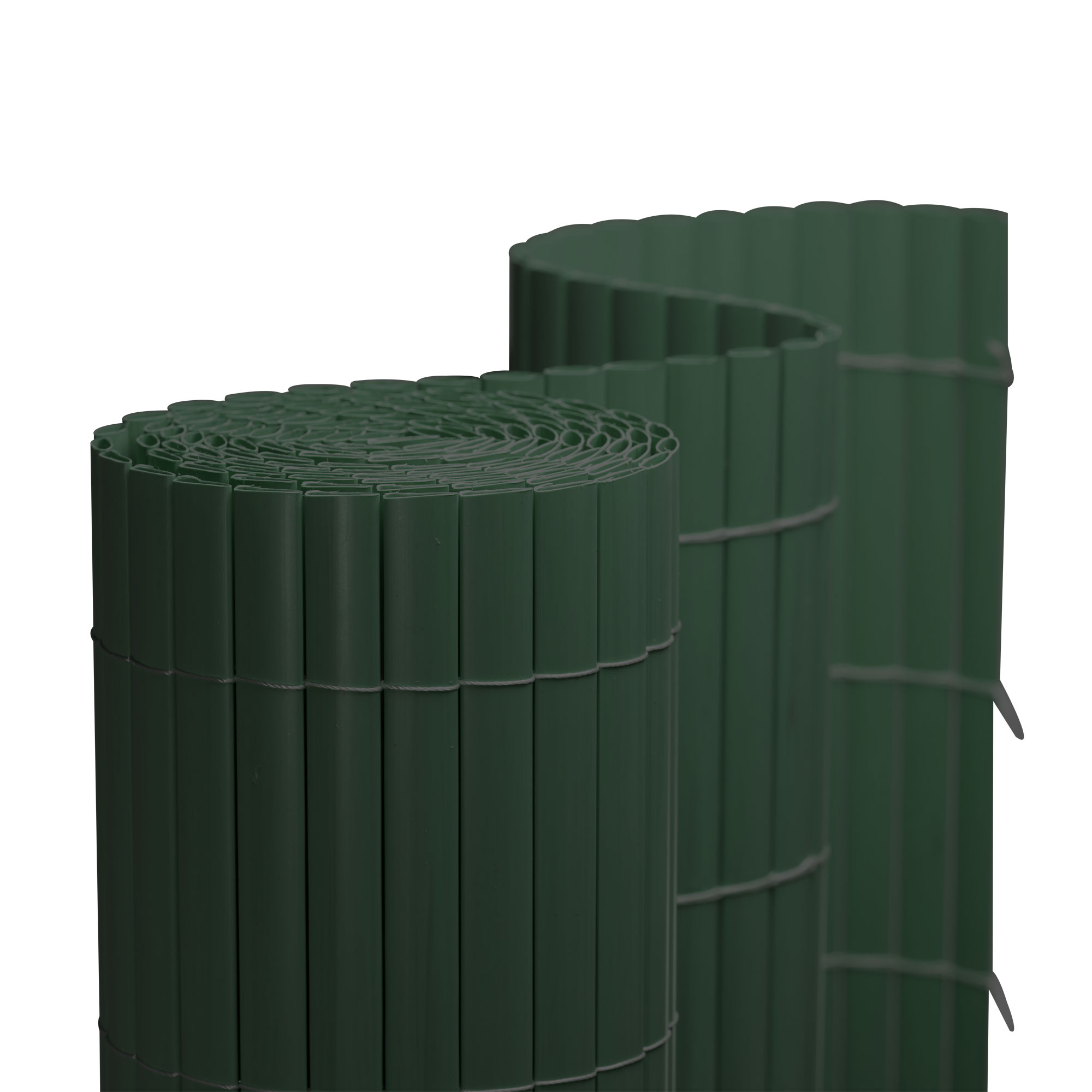 Rete di protezione in PVC arrotolata per esterni, composta da listelli verticali