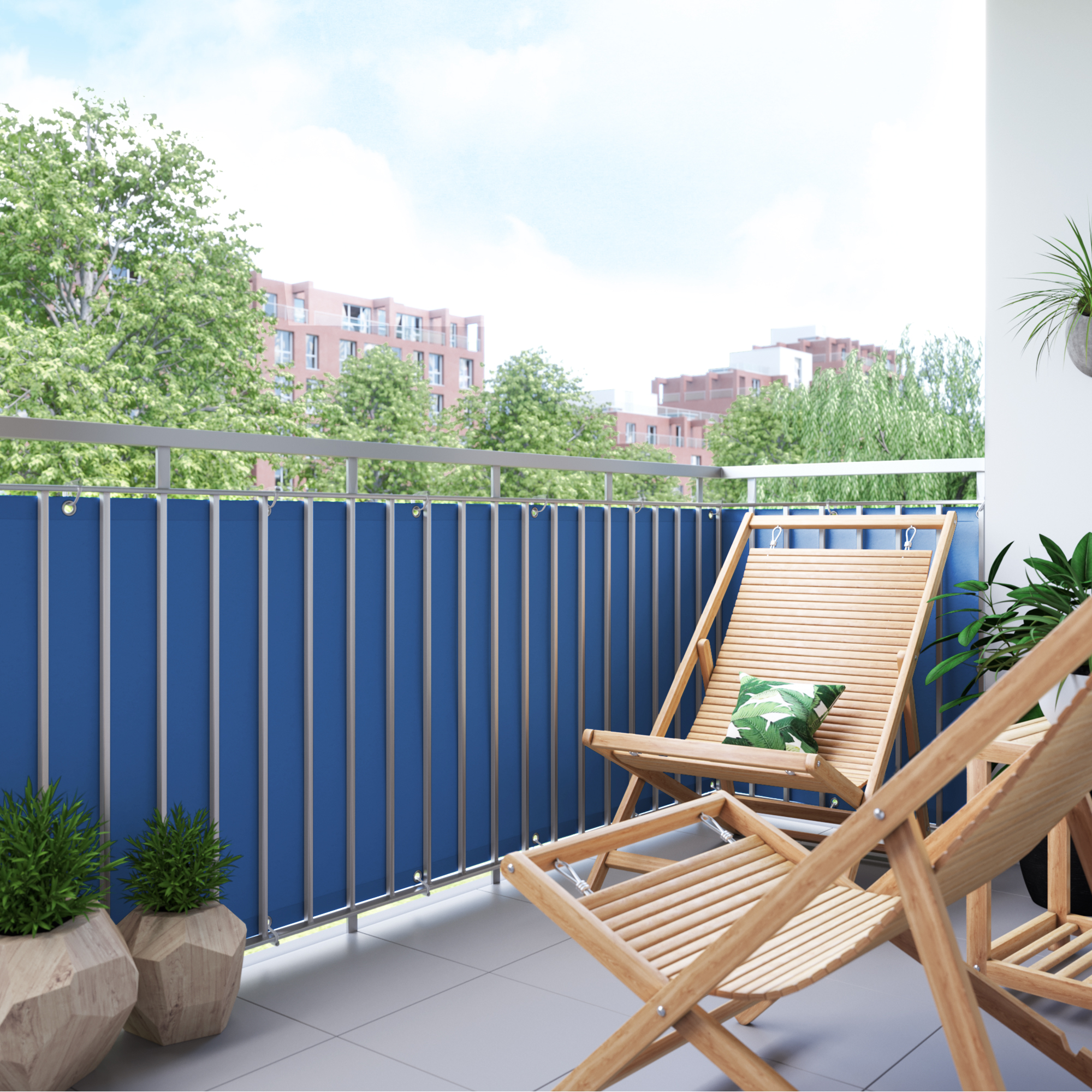Rivestimento del balcone in poliestere, impermeabile, fissato al parapetto, con lettini e piante