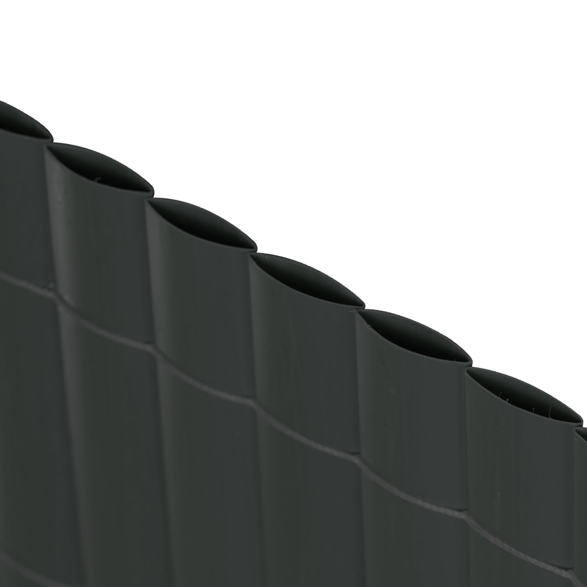 Pannello di protezione in PVC per privacy e protezione, composto da elementi tubolari verticali