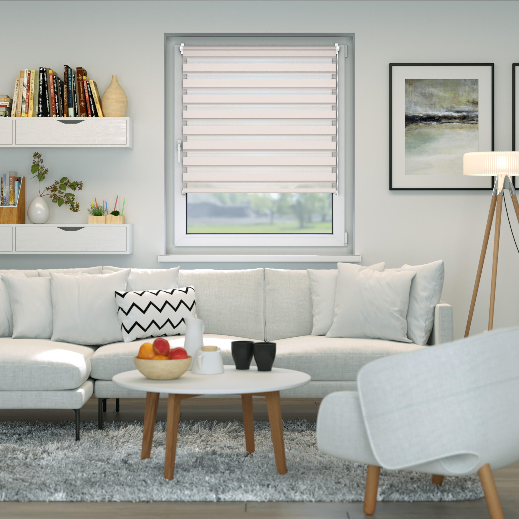 Finestra con tenda a rullo doppia Zevra in un soggiorno moderno, circondata da mobili e decorazioni
